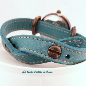 Womens wristwatch turquoise leather image 2