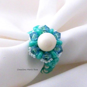 Pearl ring and Swarovski Crystal image 2