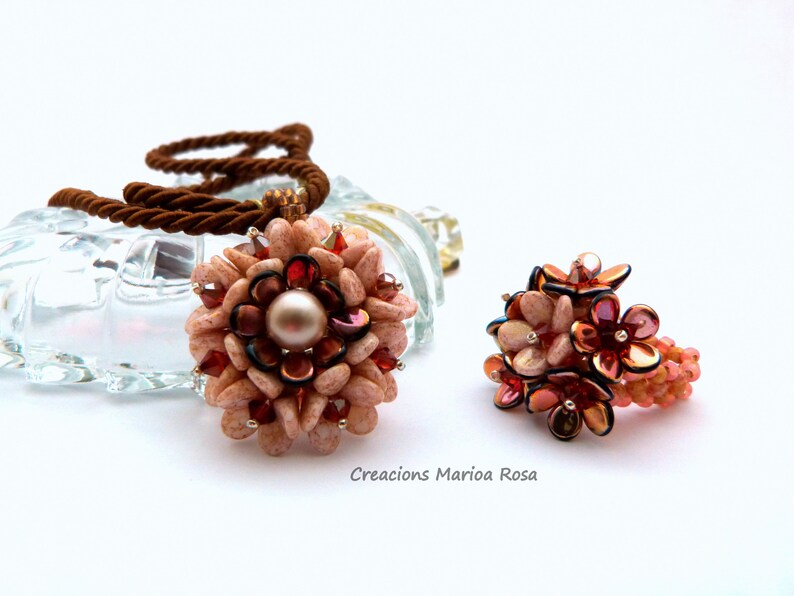 Pendant necklace-glass medallion with pink flowers image 4