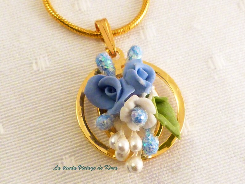 Pendant with tiny flowers Azul/Blanco
