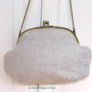 Vintage Style Handbag image 3