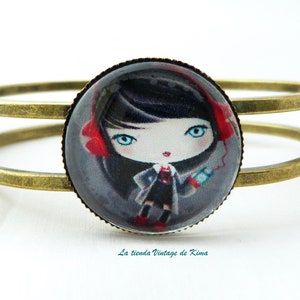 girl Eiffel Tower image bracelet, watch, rigid bronze bracelets, vintage style bracelets for women, outlet bracelets M.P01