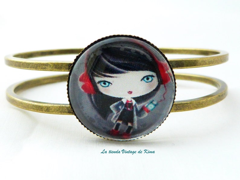 girl Eiffel Tower image bracelet, watch, rigid bronze bracelets, vintage style bracelets for women, outlet bracelets M.P01