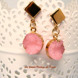 Button earrings with natural stone druzy Pink