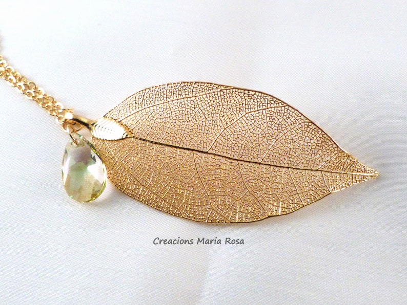 Gold Filigree Leaf Pendant with Swarovski Bild 5