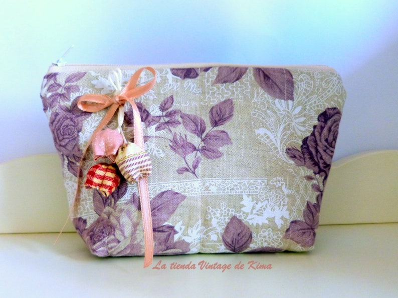 Cosmetic bag image 1