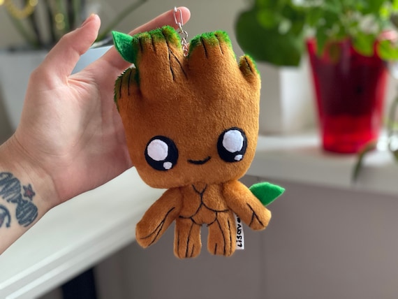 Llavero Baby Groot Llavero Peluche Juguete Muneca Guardianes Etsy Llavero Baby Groot Llavero Peluche Juguete Muneca Guardianes Etsy