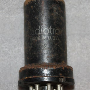 Vintage Valve / tube, RCA Radiotron, 6K8, previously used