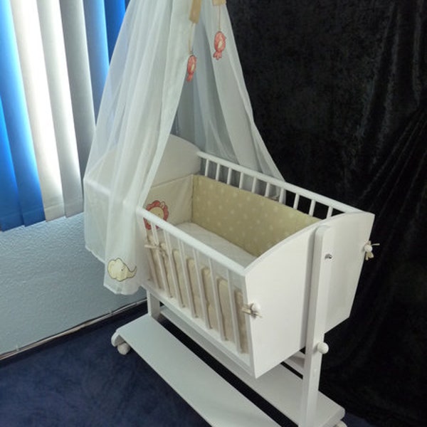 Construction manual for baby cradle, bassinet