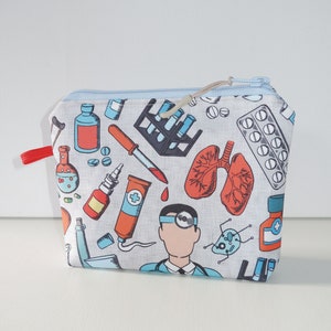 Travel first aid kit - medicine bag - first aid bag made of water-repellent fabric
