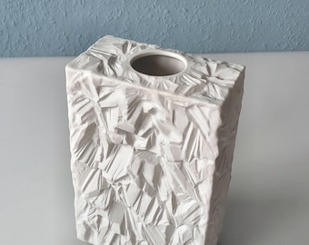 Beautiful textured porcelain vase from Arzberg