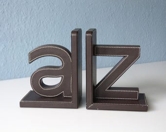 Sujetalibros A - Z de los años 60