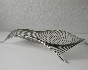 Designer fruit bowl "Wave" by Platt & Young