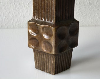 Narrow Modern Brutalist grave vase made of bronze