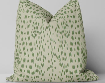 Les Touches  Pillow Cover / Green