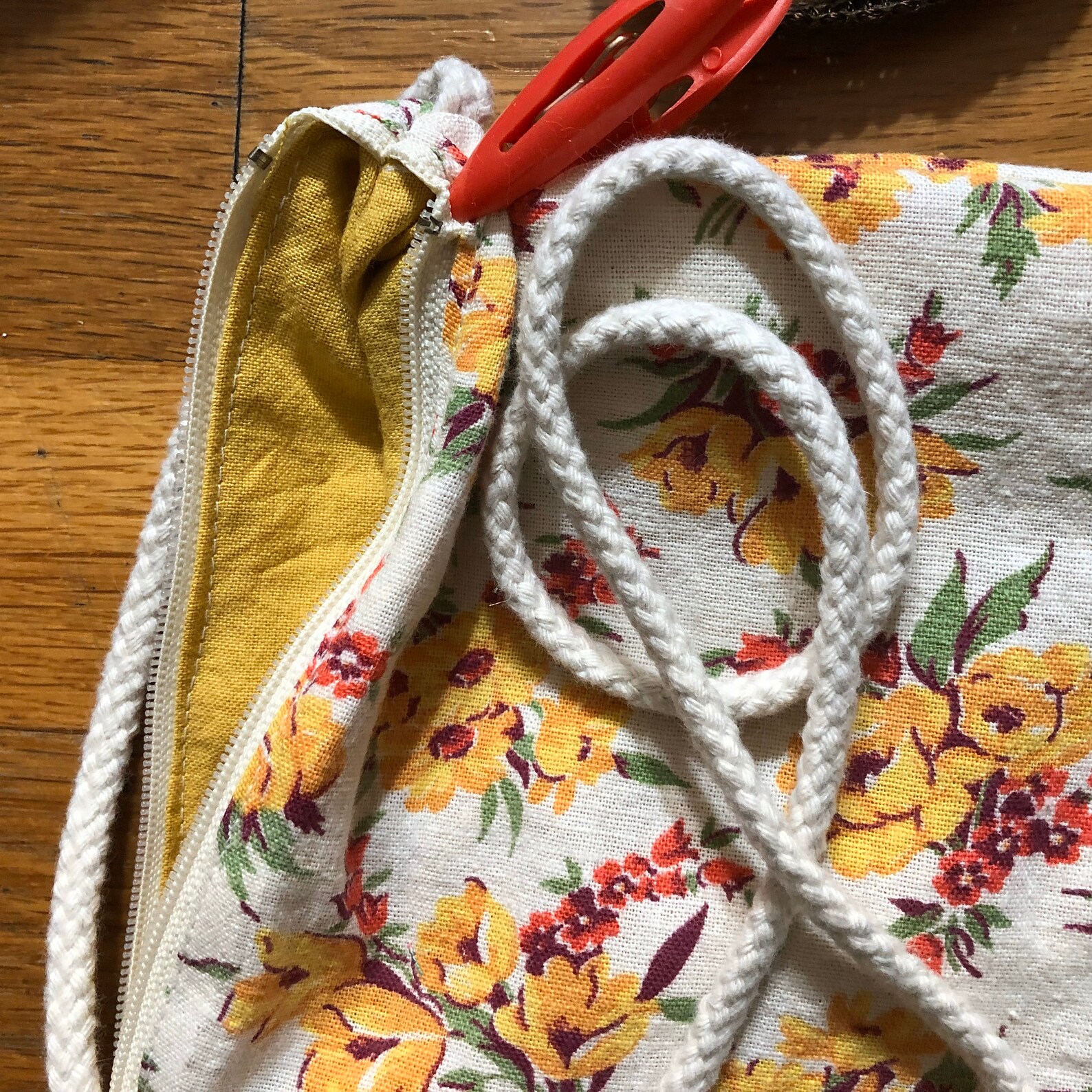 Vintage feedsack vintage fabric cross body bag novelty print Etsy