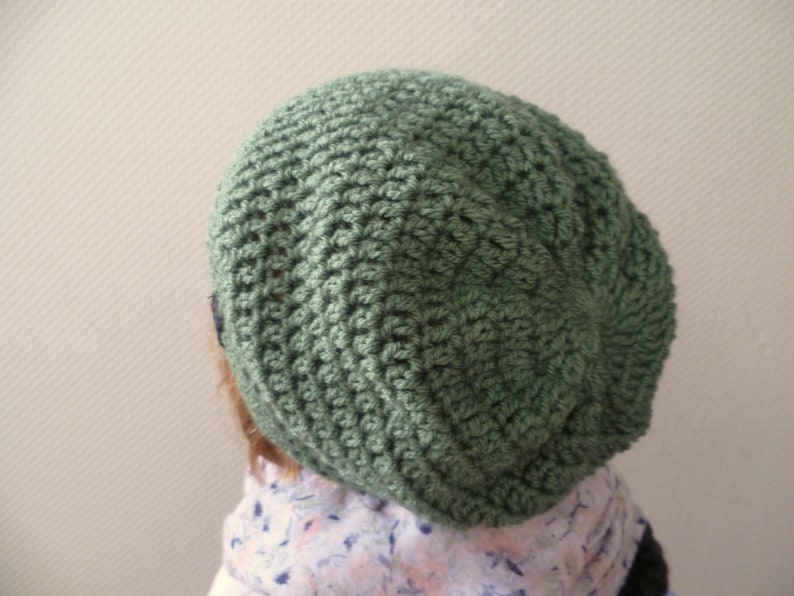 Bonnet annuel Hanna , bonnet pour femme, bonnet de transition, bonnet d'automne pour femme, bonnet léger, bonnet pour femme d'hiver, choix de couleurs image 4