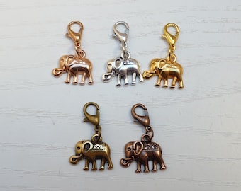 1 pendentif "Éléphant" de différentes couleurs