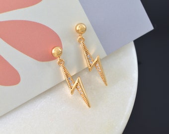 CZ bolt earrings, EE-17G, 2pcs, 16K shiny gold plated brass, Nickel free, Overall 25mm, 4mm ball post, Titanium post