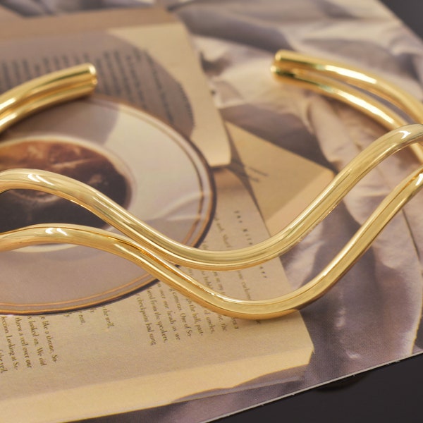 Double Wire Bracelet, BI-27G, 1 piece, 16K Shiny gold plated brass, Wave bracelet, Wire 2.5mm thick