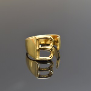 Anillo del alfabeto, SARW-BG, B, 1 pieza, latón chapado en oro brillante de 16 quilates, mayúscula, interior de 16 mm, chapado en oro mejorado, anillo ajustable