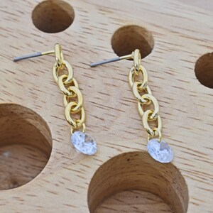 Chain earrings w/cubic, ESW-24G, 30mm long, 16K shiny gold plated brass, Nickel free