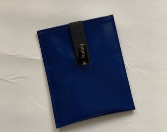 eReader Hülle, eBook Sleeve BLUE aus gebrauchter Plane (6 Zoll)