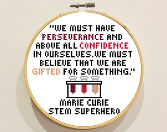 Patrón PDF Punto de Cruz Marie Curie: Cita Científica de Superhéroe STEM