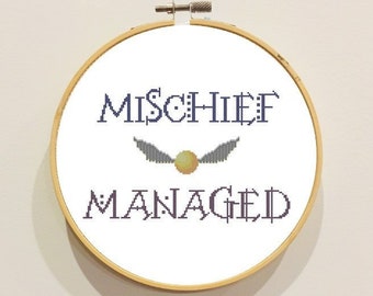 Patrón de punto de cruz PDF dorado