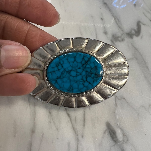 Vintage Silver Belt Buckle with Turquoise Stone | Western Style | Southwestern Fashion Accessory | Silver Buckle with Gemstone