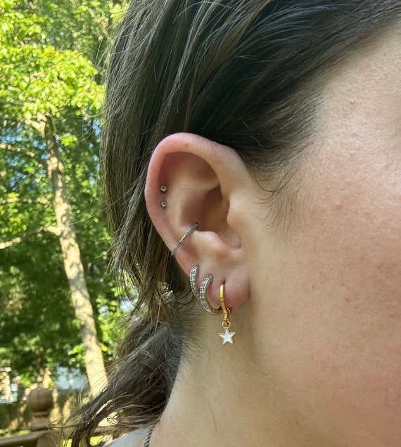 Gold Star Huggie Hoop Earrings: Dainty White Star Charm Earrings For Everyday Wear