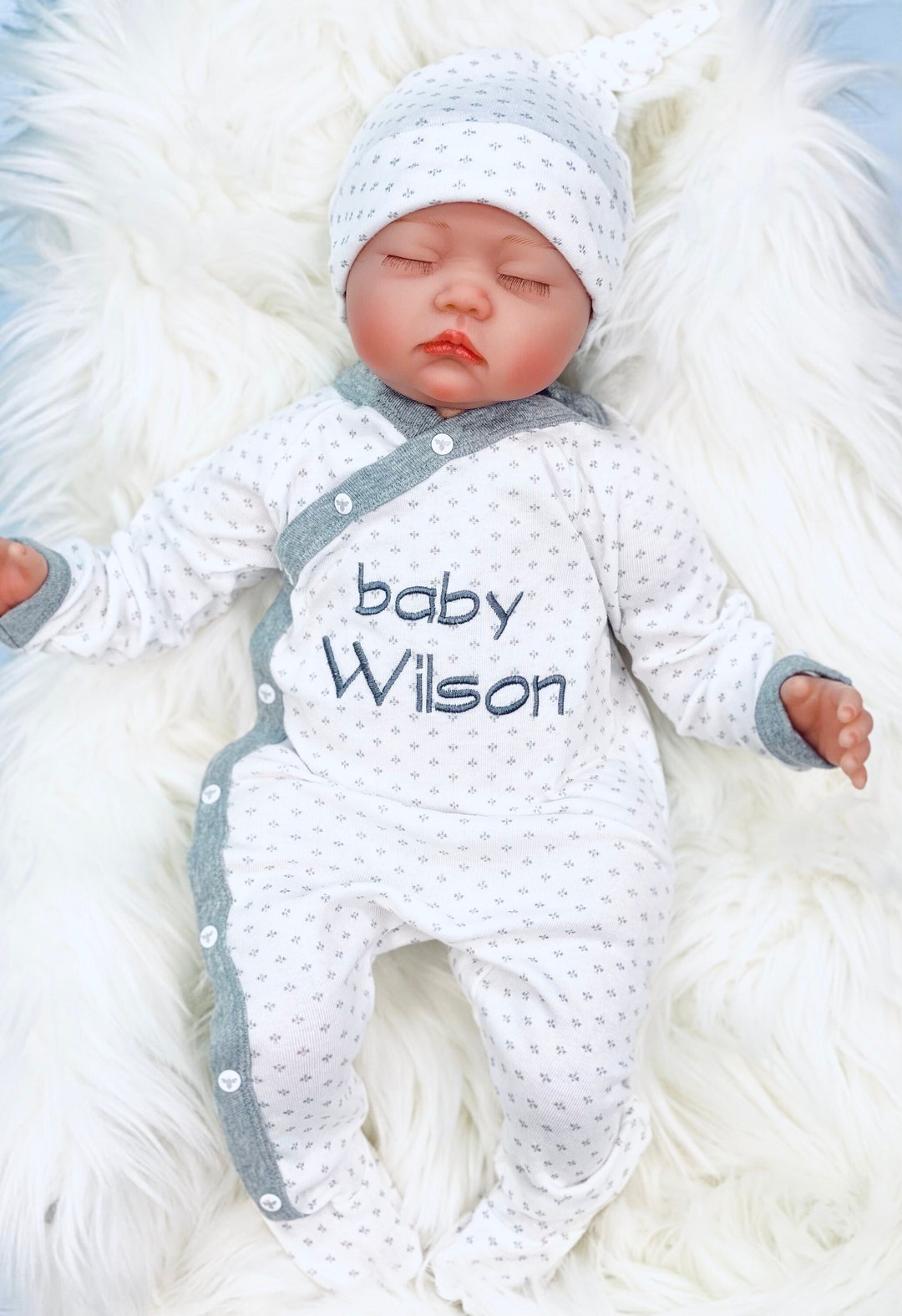 Gender Neutral Coming Home Outfit, Neutral Newborn Going Home Outfit, Newborn Baby Clothes