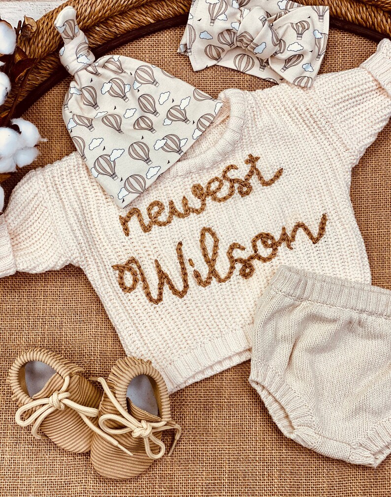 Gender Neutral Coming Home Outfit, Going Home Outfit Neutral Newborn, Embroidered Personalized Sweater, Bloomer Knit Shorts Boho Hat Bow Set With Beanie/Head