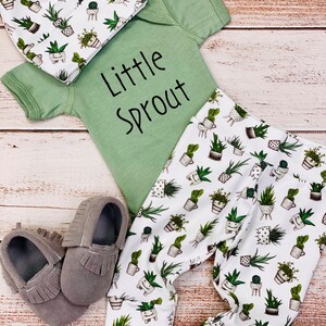 Gender Neutral Baby Coming Home Outfit, Going Home Neutral Newborn Sage