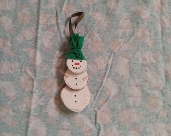 Décoration de bonhomme de neige en bois peint à la main – Décoration d'arbre de Noël rustique (6 po.)