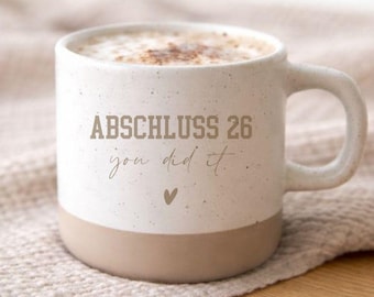 Graduation Mug 2026 with Engraving – Gift for High School Graduation, School Leaving Certificate or University | Graduation Gift 2026 from Mom, Dad & Friends