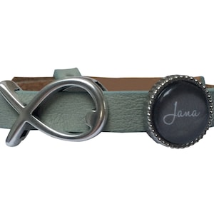 Gepersonaliseerde leren armband communievis met naam, vormsel, doop, geboorte