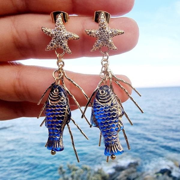 Boucles d'oreilles poisson en cristal bleu , boucles corail et algues, boucle d'oreille or en forme d'étoile de mer, cadeau personnalisé