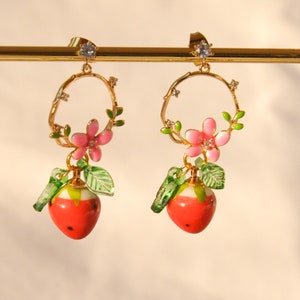 Strawberry flowers crown gold earrings, drop earrings, food earrings, fruit earrings, cute earrings, summer earrings, custom earrings