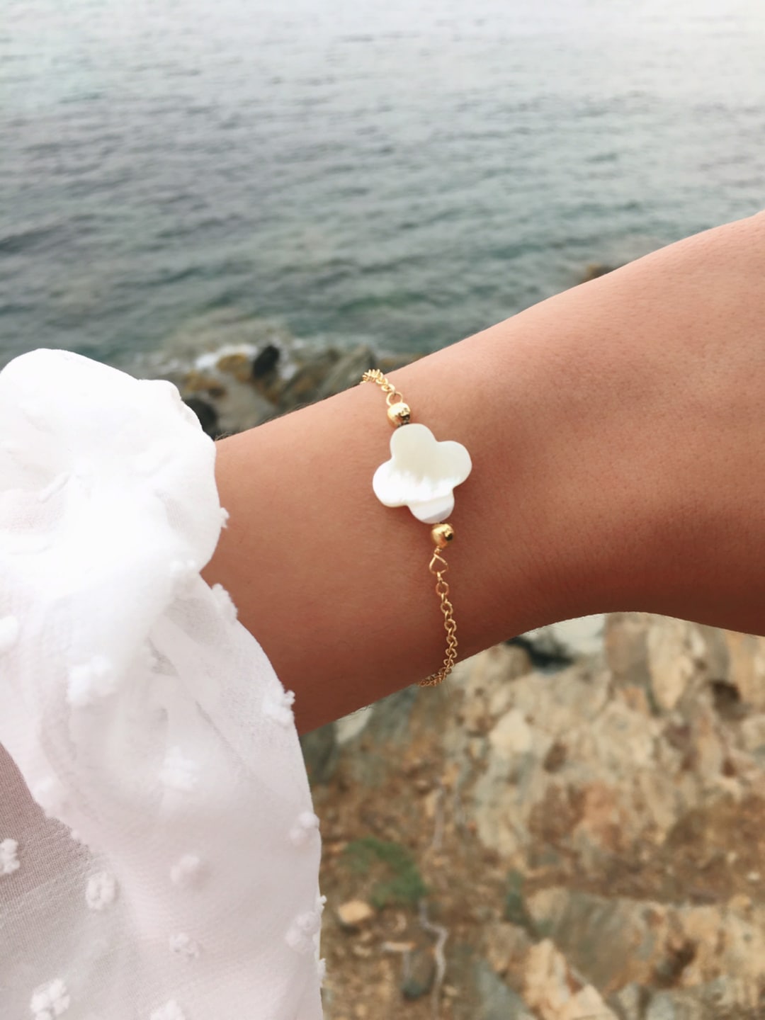 Gold Filled 18k Bracelet With Mother of Pearl Cleef Clover 