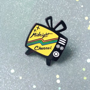 P4 MIDNIGHT CHANNEL PIN