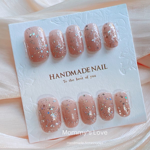 Hand-painted press on nails｜Spring nails｜ Handmade press on nails｜Nude pink nails｜Glitter｜Glittering shiny pastel pink nails