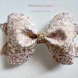 Hair Clip | Girl Hairbow | Girl Hair Bows | Girl Hair Clip | Floral Hairbows｜Flower Hair bow｜Faux Leather bows｜Flower Hairbow