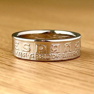 Spain 25 Centimos Coin Ring