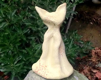 Keramik Figur KATZE mit Ornamenten handgemacht