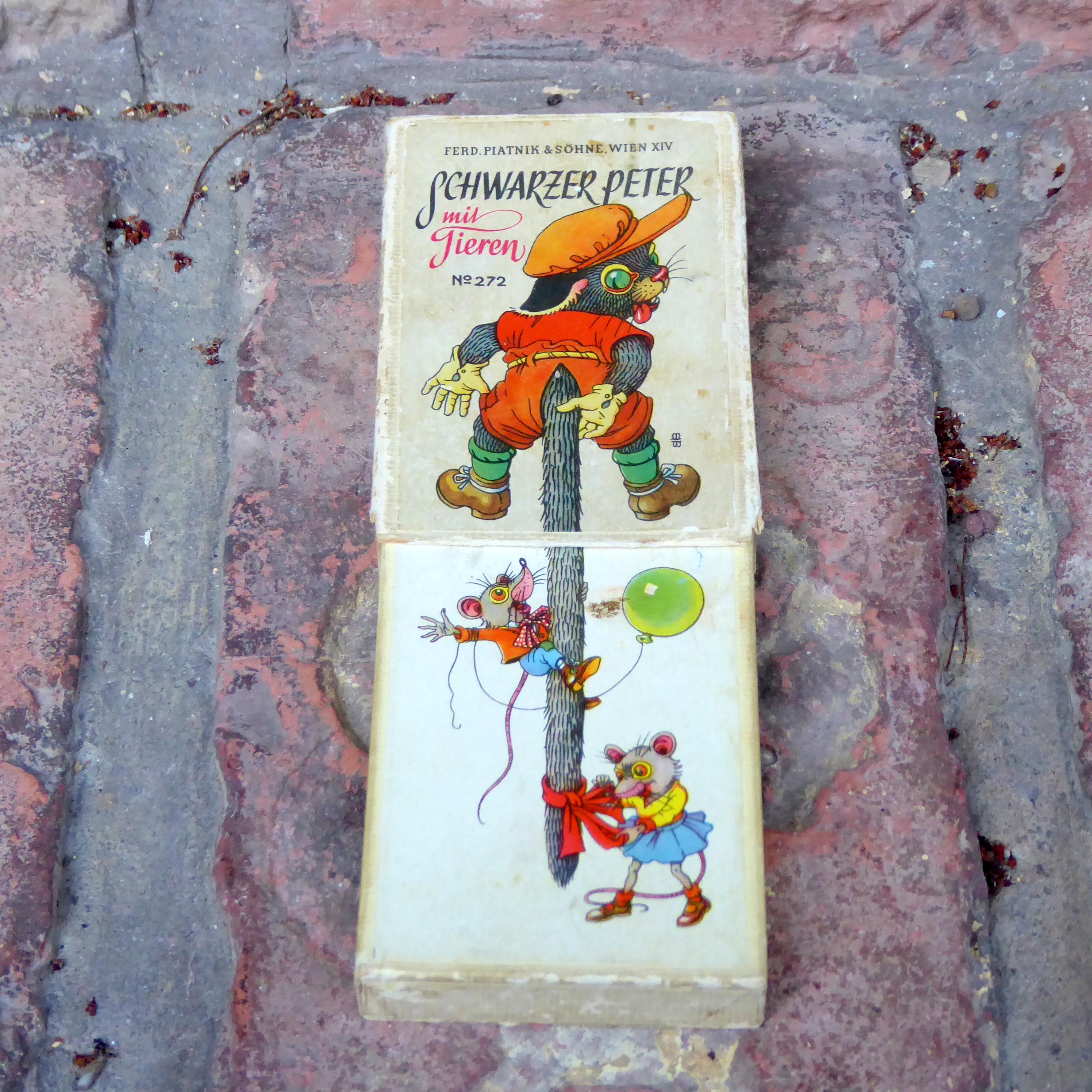 Schwarzer  Peter カード　ゲーム Old Card Game 