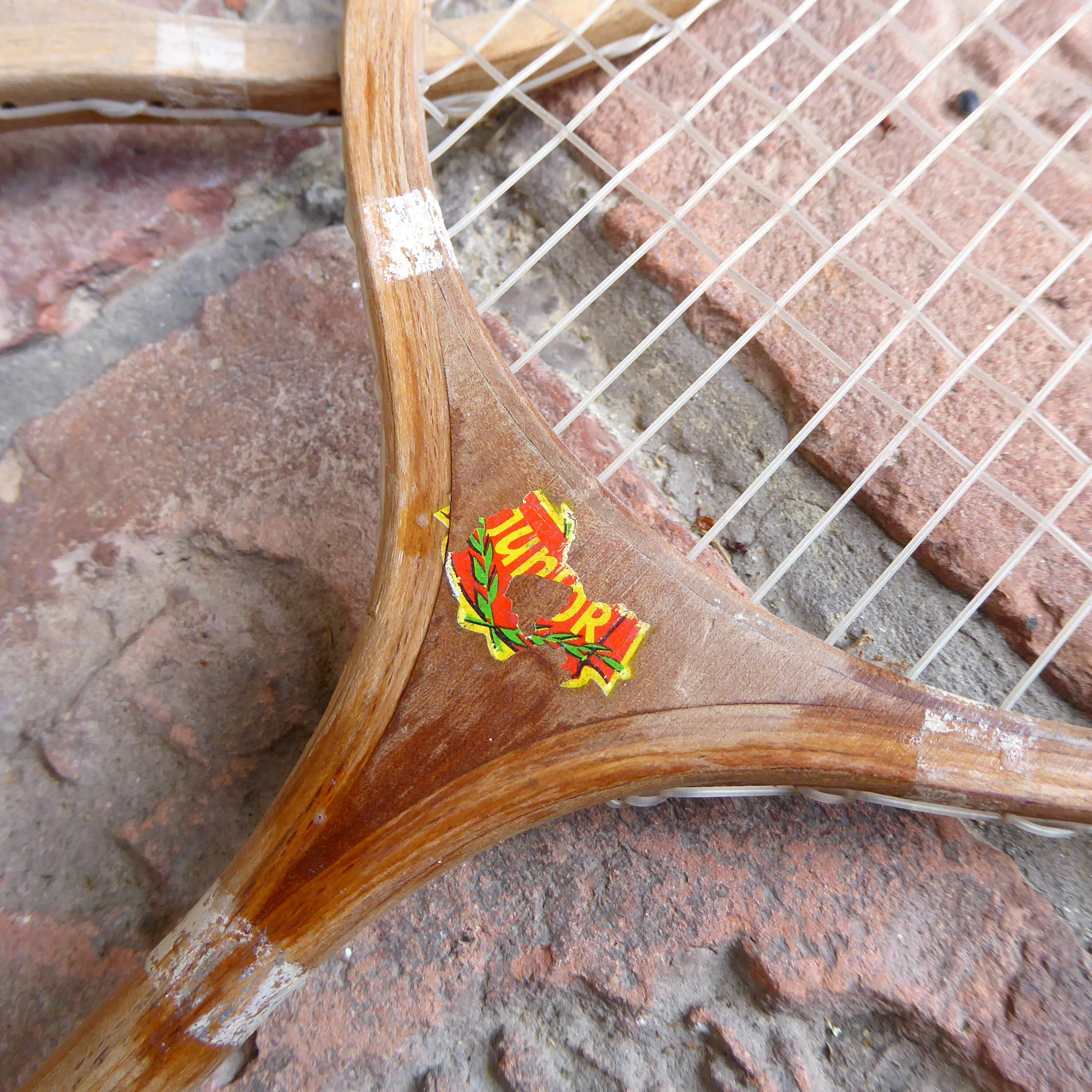 Paire De Raquettes De Badminton En Bois - Vintage Années 80