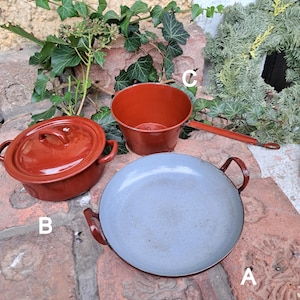 kleine pan zeefpot met deksel emaille ossenbloedkleurig vintage