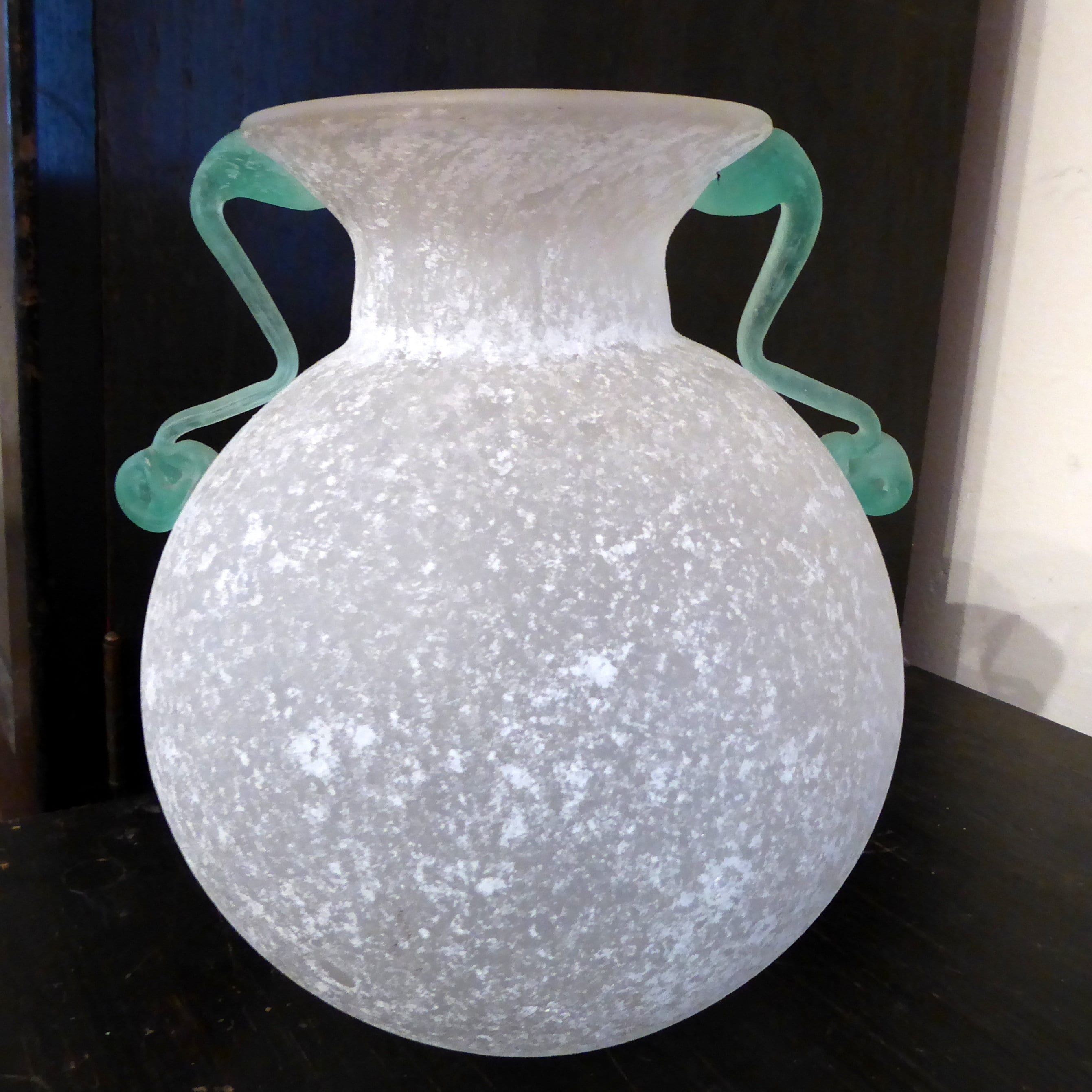 Archimede Seguso Scavo Corroso Art Glass Vase With Handles Italy