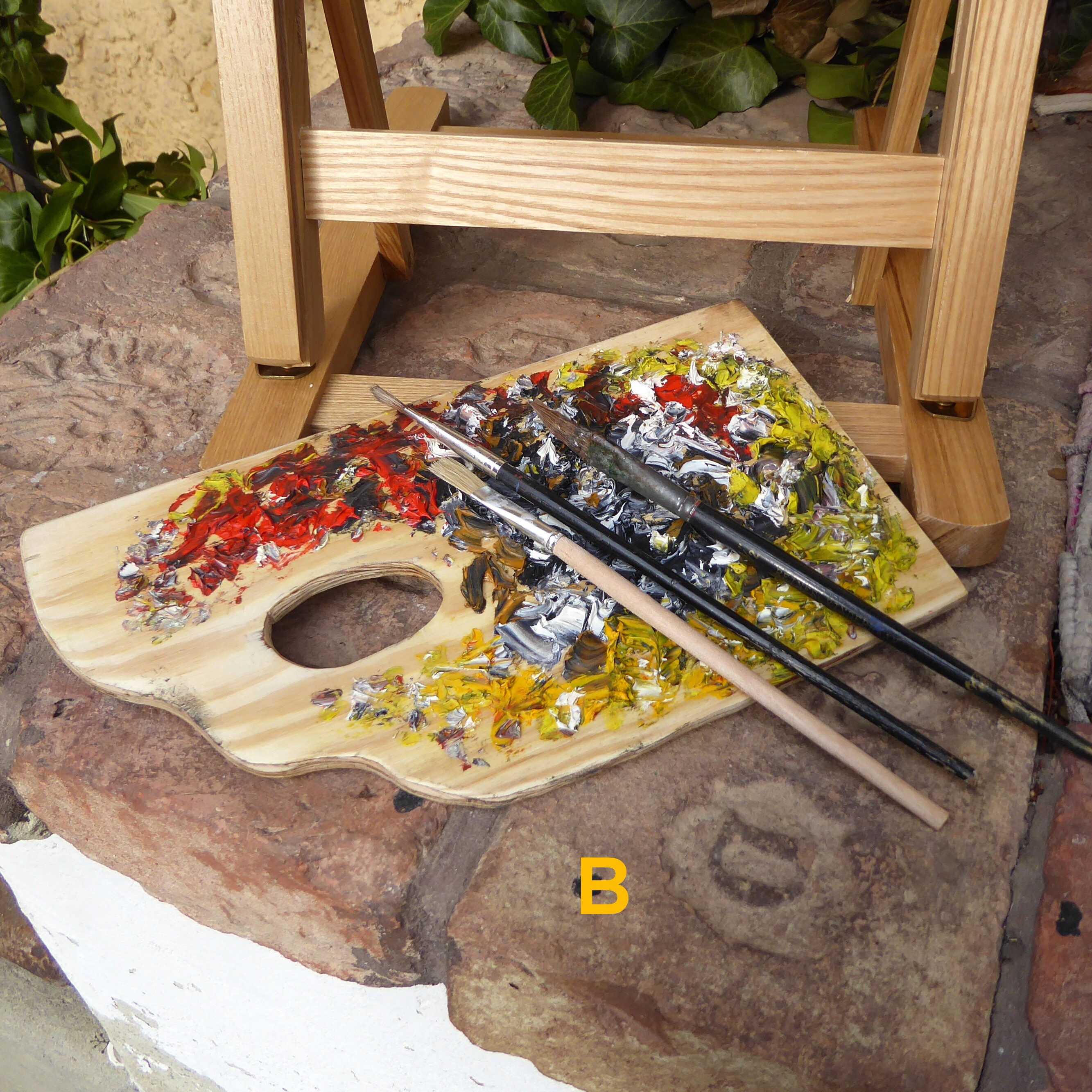 Tavolozza Da Artista in Legno Fotografia Stock - Immagine di vernice